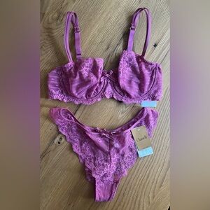 CHANTELLE RIVE GAUCHE LACE BRA & PANTY SET, SIZE 34D & SMALL, NWT.